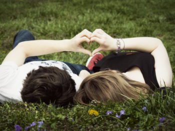 7 Cara Mempertahankan Hubungan Percintaan di Ibukota